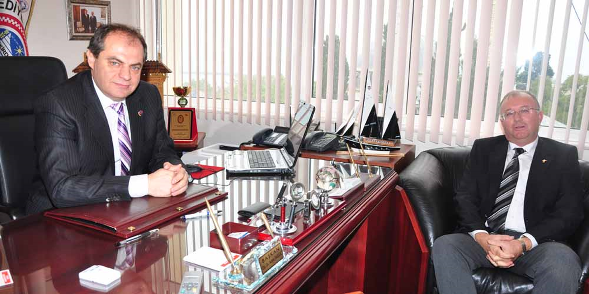 Mehmetçik Vakfından Tekirdağ Belediyesine Teşekkür Plaketi