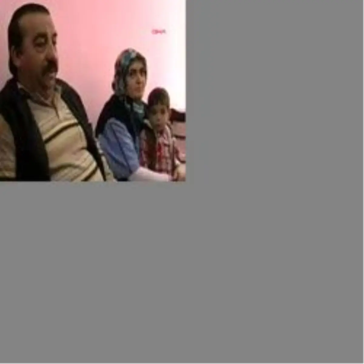 24 Yıllık Eşine Böbreğini Verdi