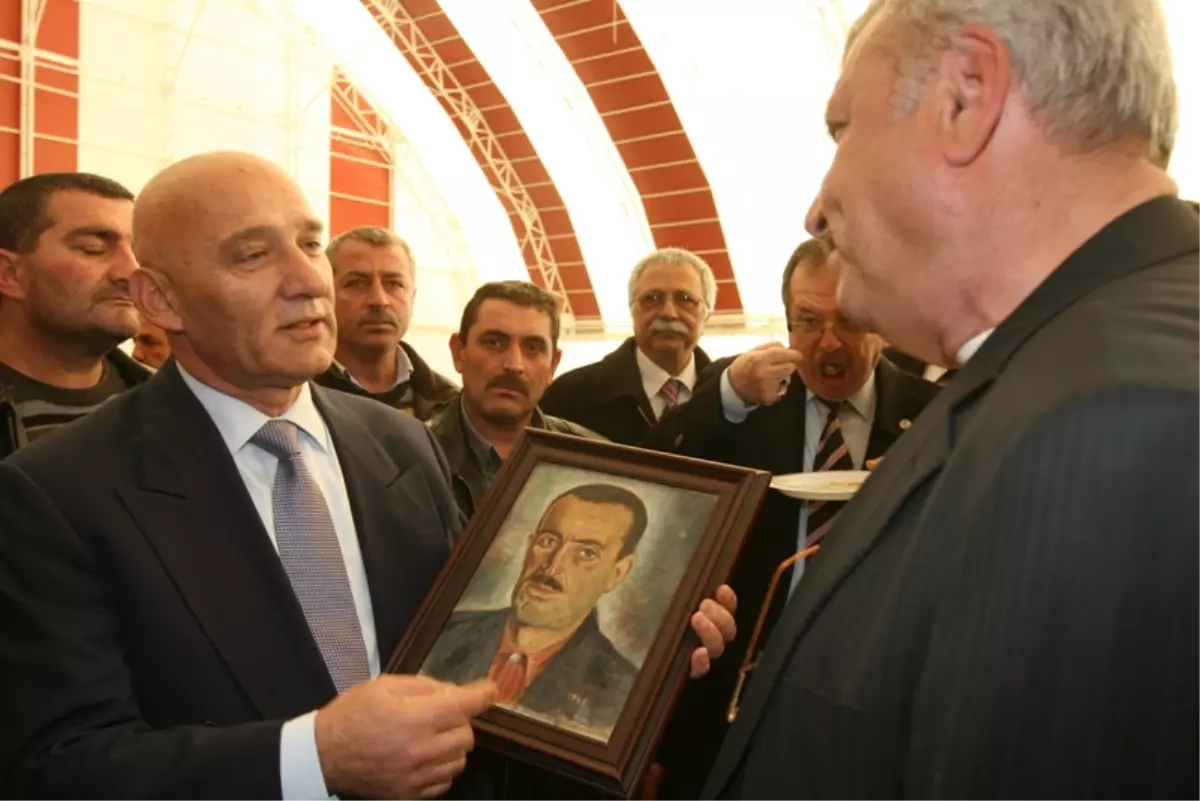 Kuvayı Milliye Kahramanı Kartallı Kâzım Mezarı Başında Anıldı