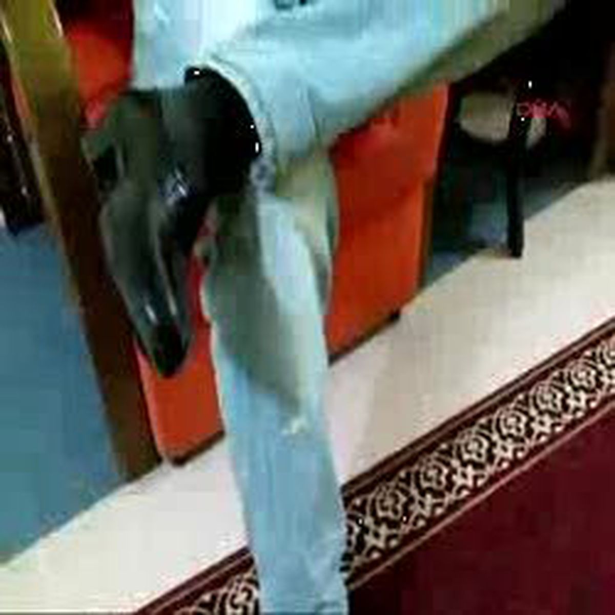 Arkadaşlarıyla İddiaya Girdi Ama Küçük Ayrıntıyı Kaçırdı