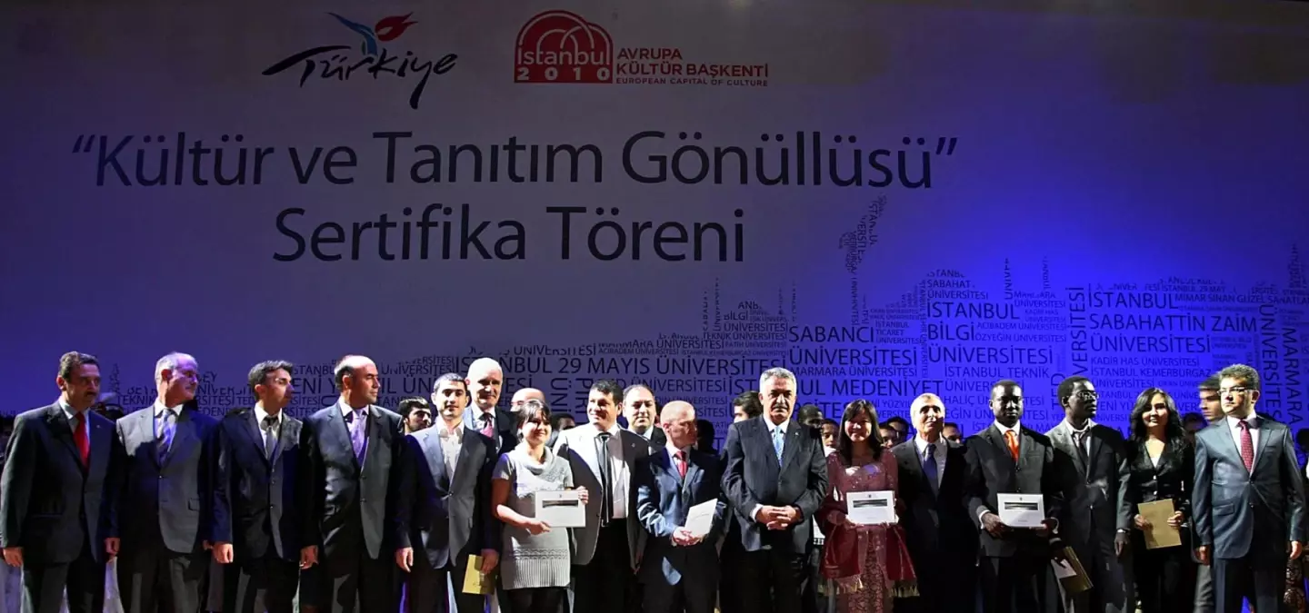 Yedi Kıtanın İstanbul Kültür Ve Tanıtım Gönüllüleri