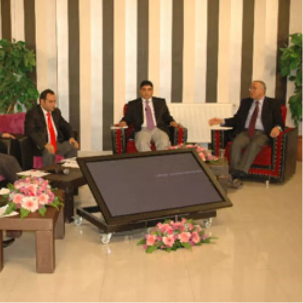 Başkan Güzelbey Ortak Yayın Platformunun Konuğu Oldu

