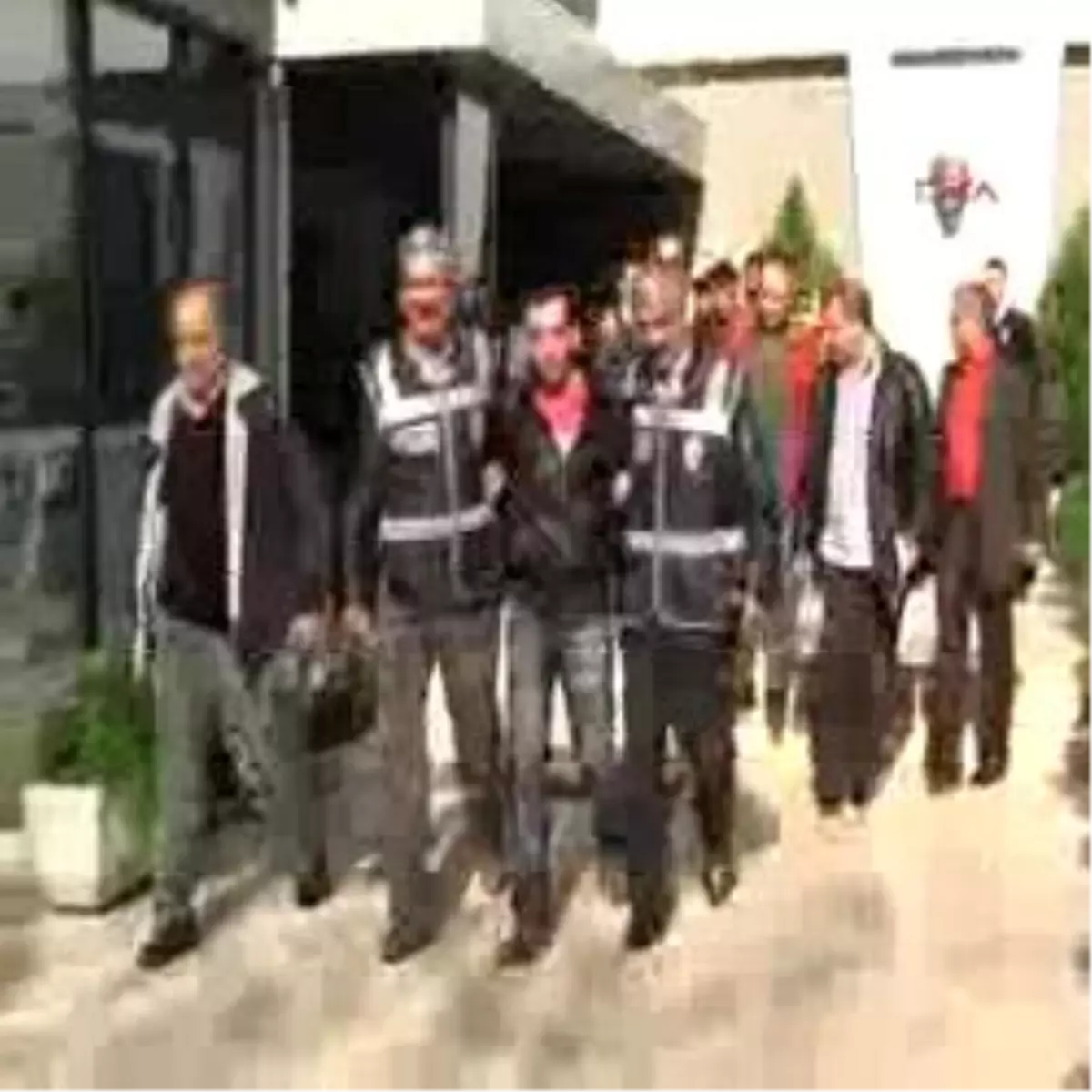 Çaldıkları Paralardan 1 Dolar Dahi Harcayamamışlar