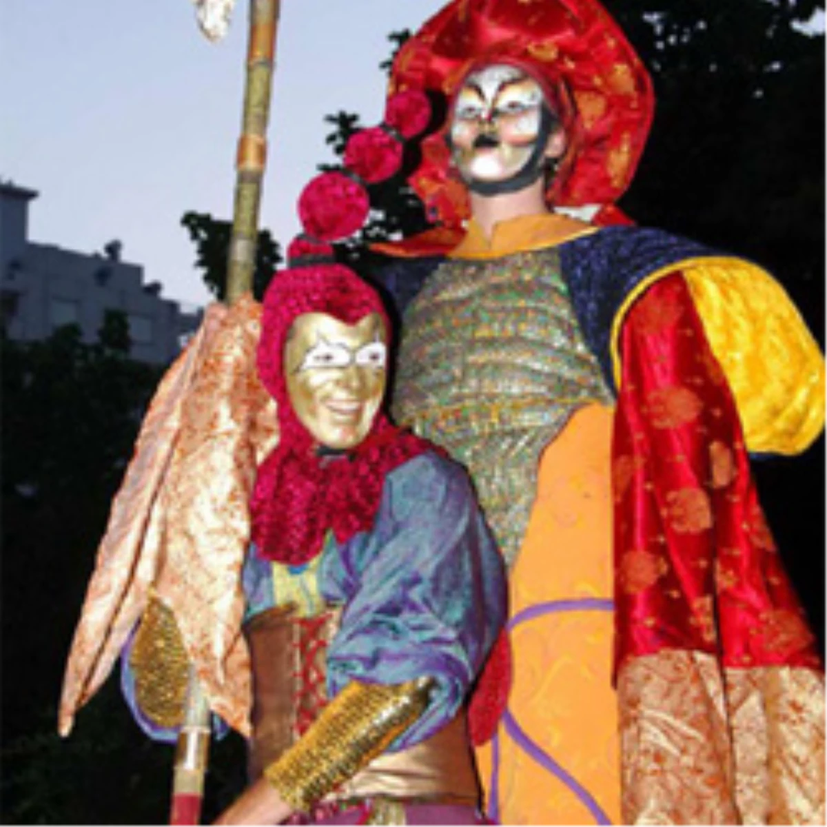 Antakya Belediyesi'nin Katkılarıyla Sirk Tiyatro Gösterisi