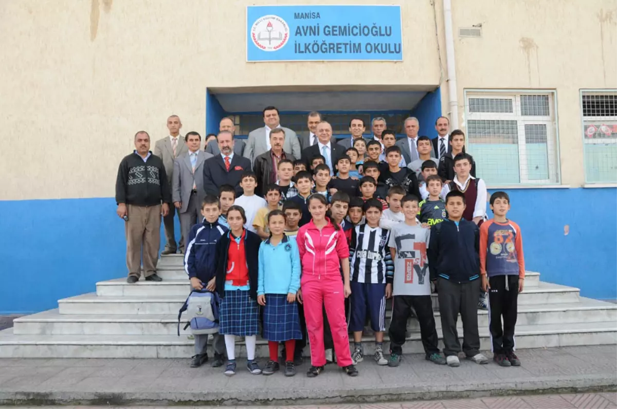 Başkan’dan Avni Gemicioğlu’na Bahçe Düzenlemesi Sözü