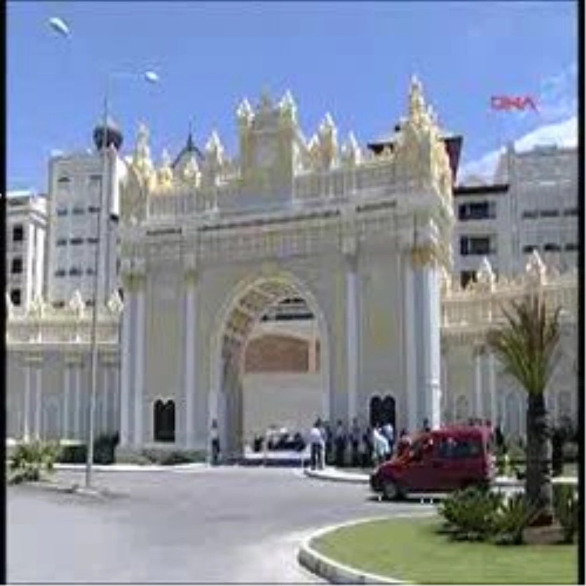 Antalya Arşiv Mardan Palace, \'Dünyanın En Lüks Oteli\' Seçildi
