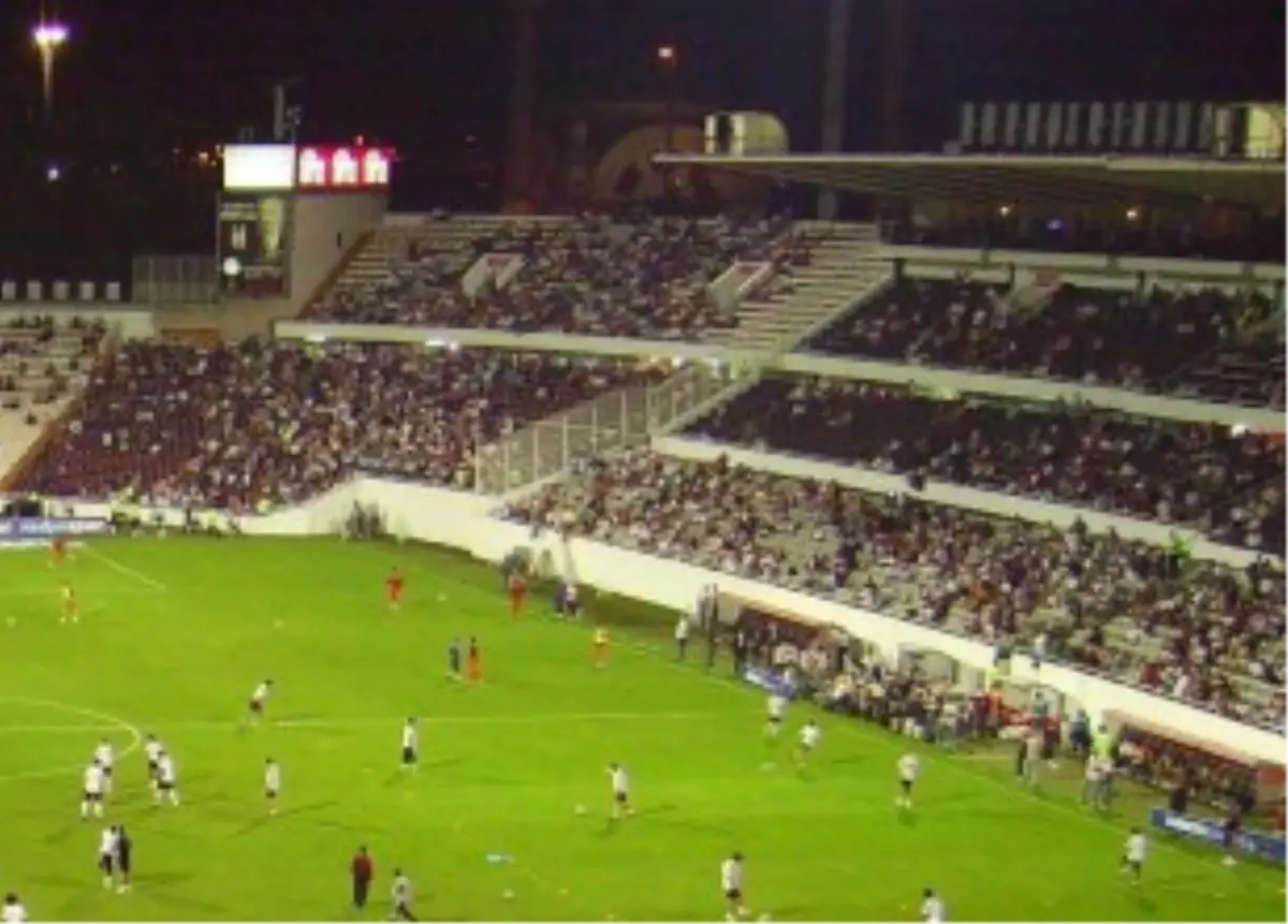 İnönü\'de Kim Gülecek?