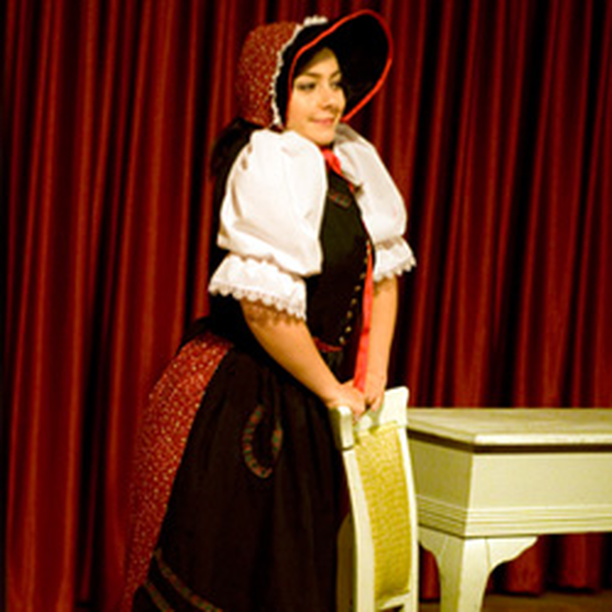 7 Kadın Müzikal Oyun