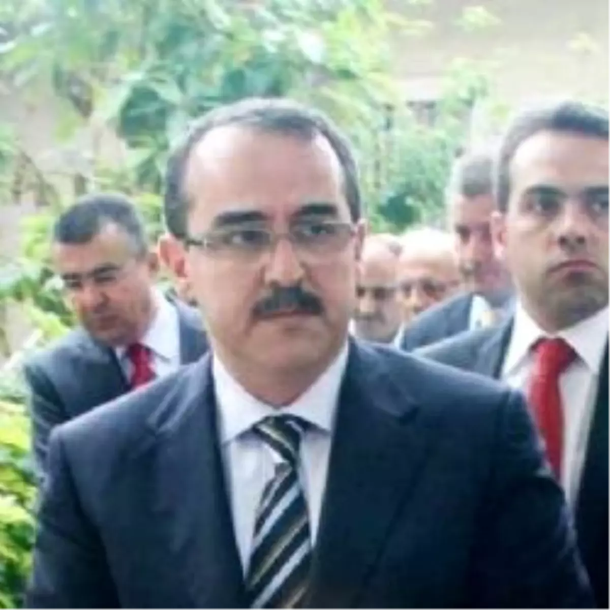 Bakan Ergin: HSYK\'ya Üye Seçenler Bidon Kafalı Adamlar Değiller