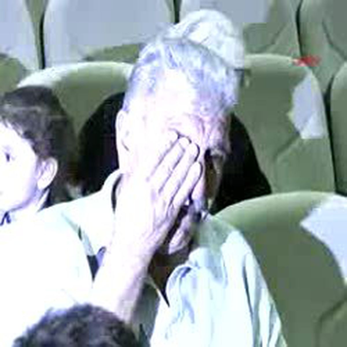 Duygulandıran Tören