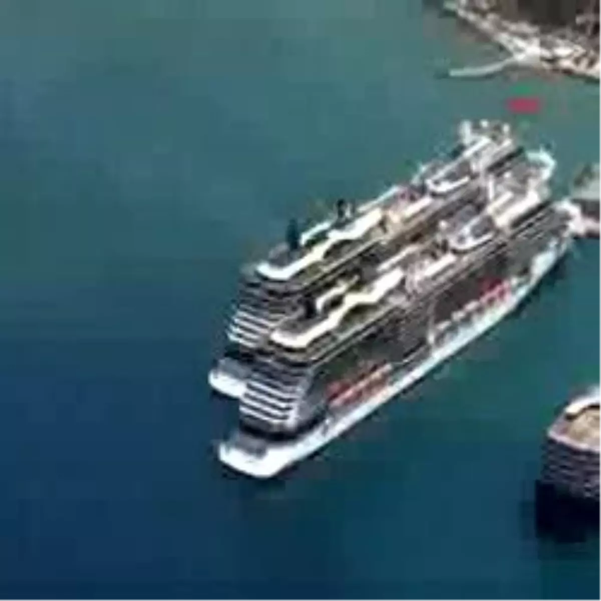 Kruvaziyerin Önündeki En Büyük Engel Bürokrasi