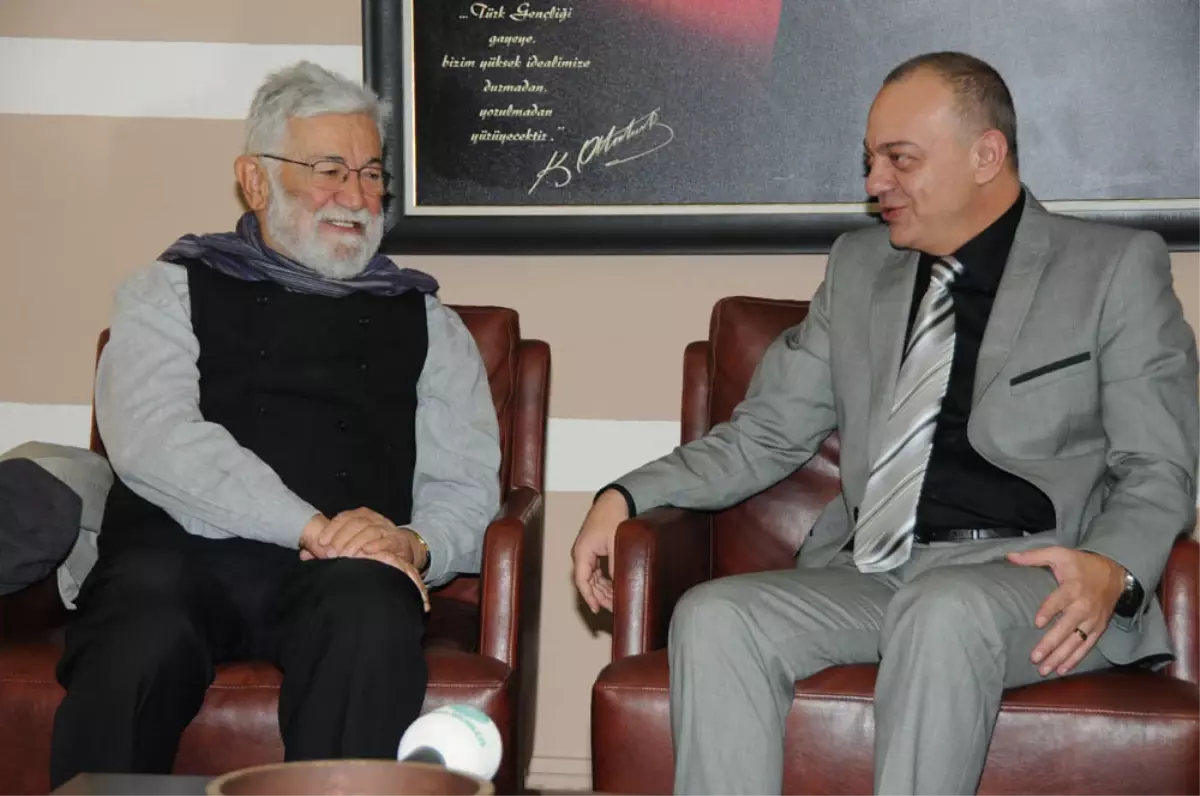 Manisa Belediyesi Ünlü Şair ve Mimar Cengiz Bektaş’ı Ağırladı