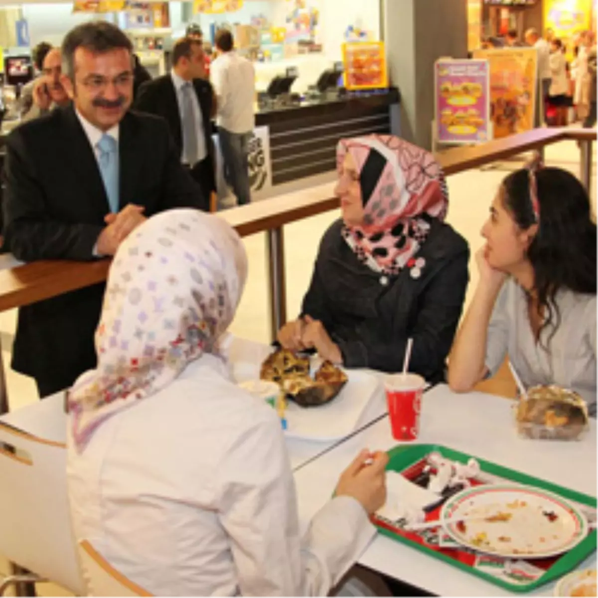 Köşker’den Bayram Öncesi Esnaf Turu