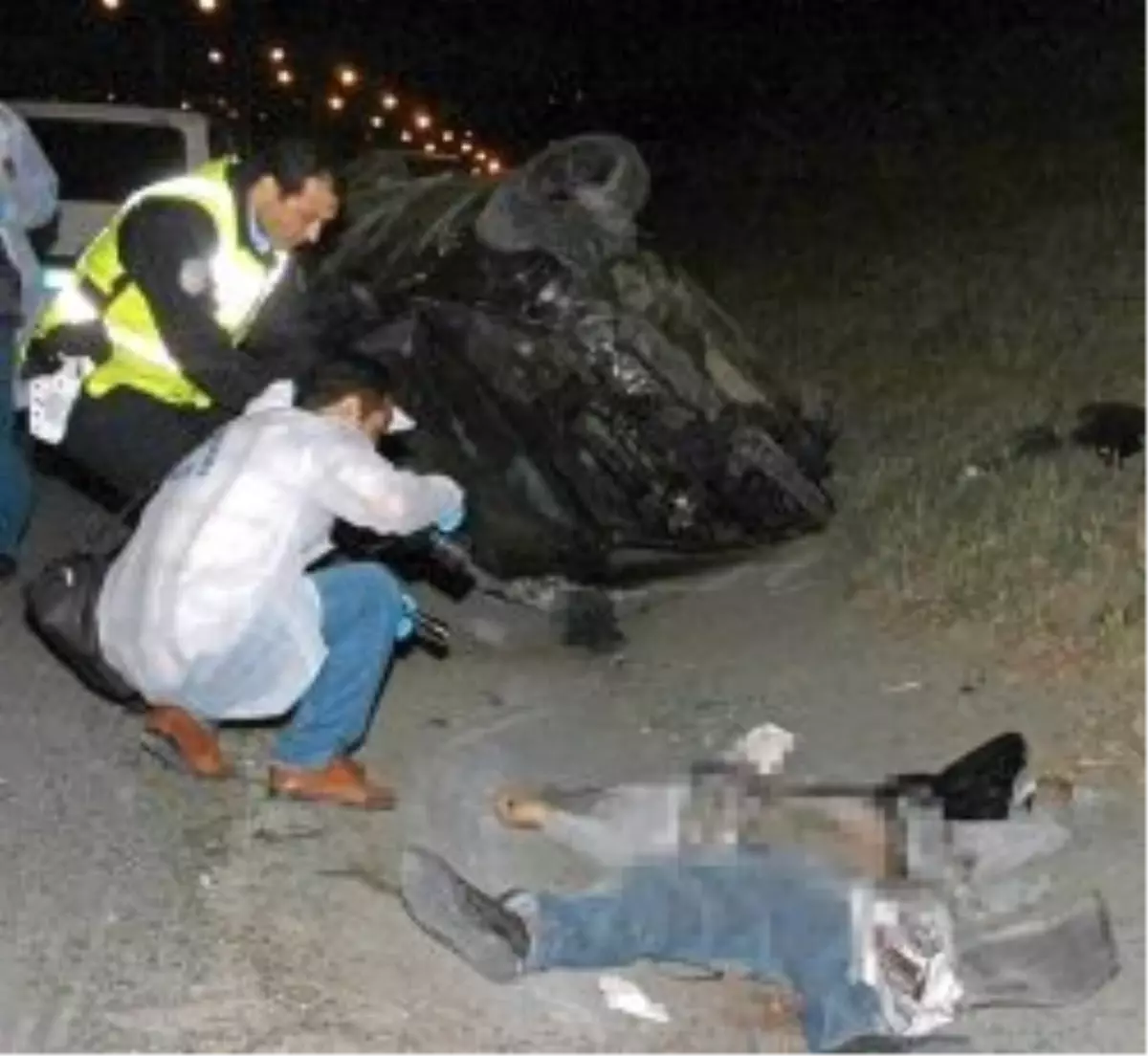 Yollar Kan Gölüne Döndü