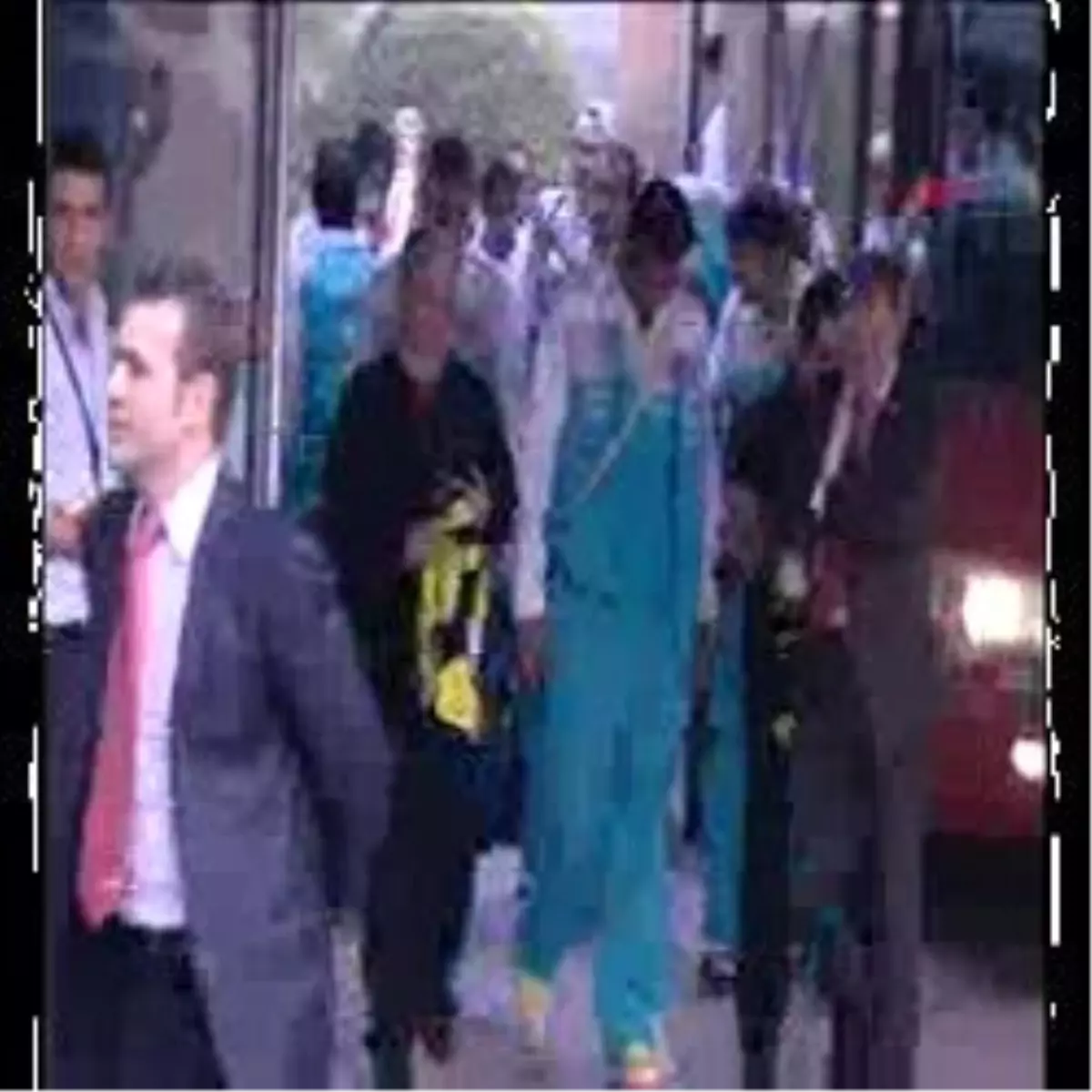 Milli Futbol Takımı Hollanda\'ya Gitti