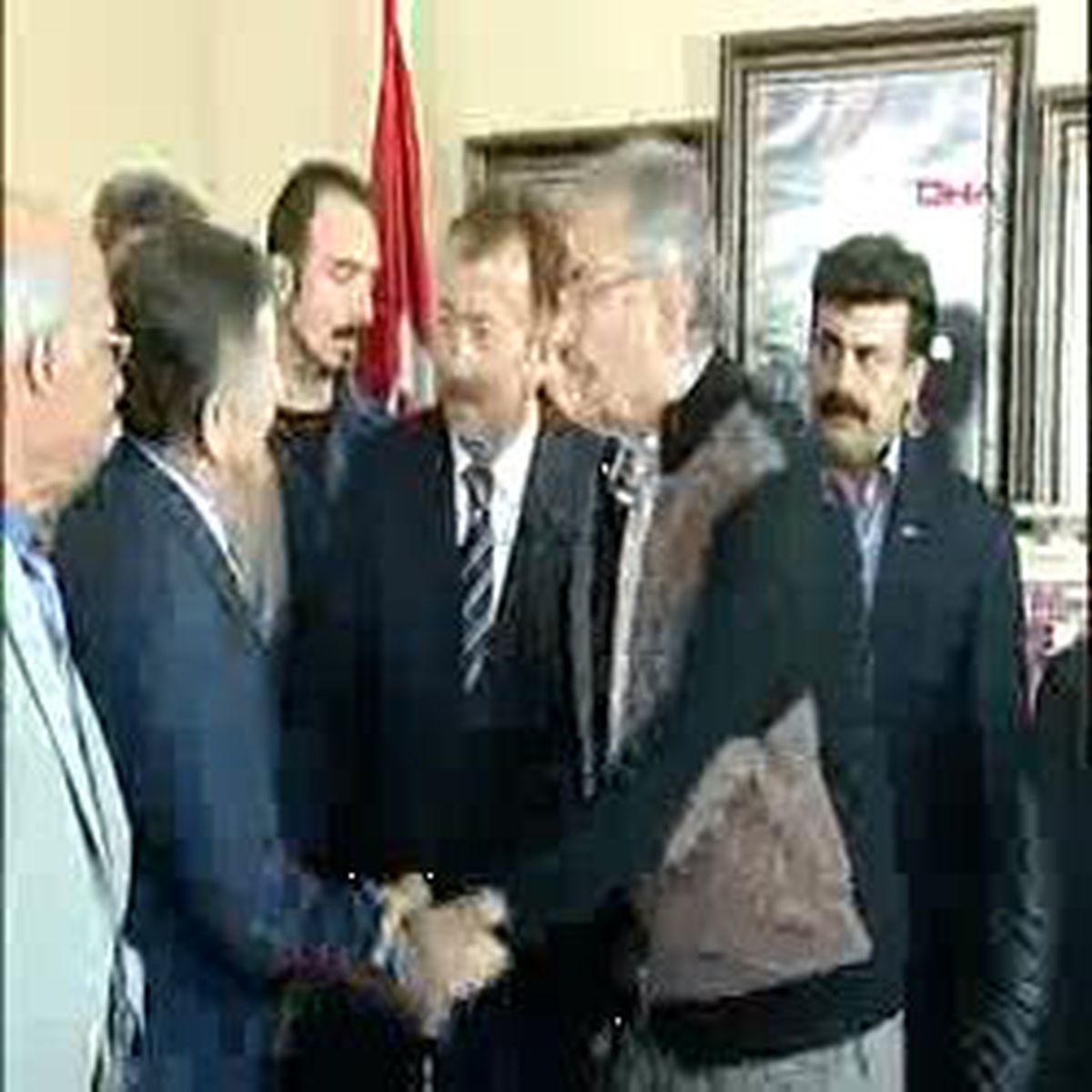 Antalya 1 Baykal´Dan Adaylara Tavsiyeler
´Baykal: Borusu Ötenin Peşine Takılarak Muhalefet Olmaz´ Başlıklı Habere Ek