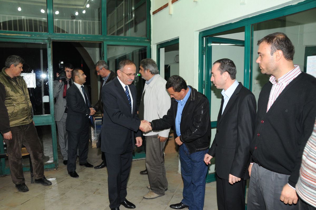 Başkan Vekili Açıkdil, Birim Çalışanlarıyla Bayramlaştı