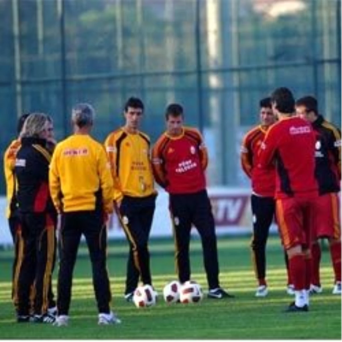 Galatasaray\'da Kayserispor Maçı Hazırlıkları Sürüyor