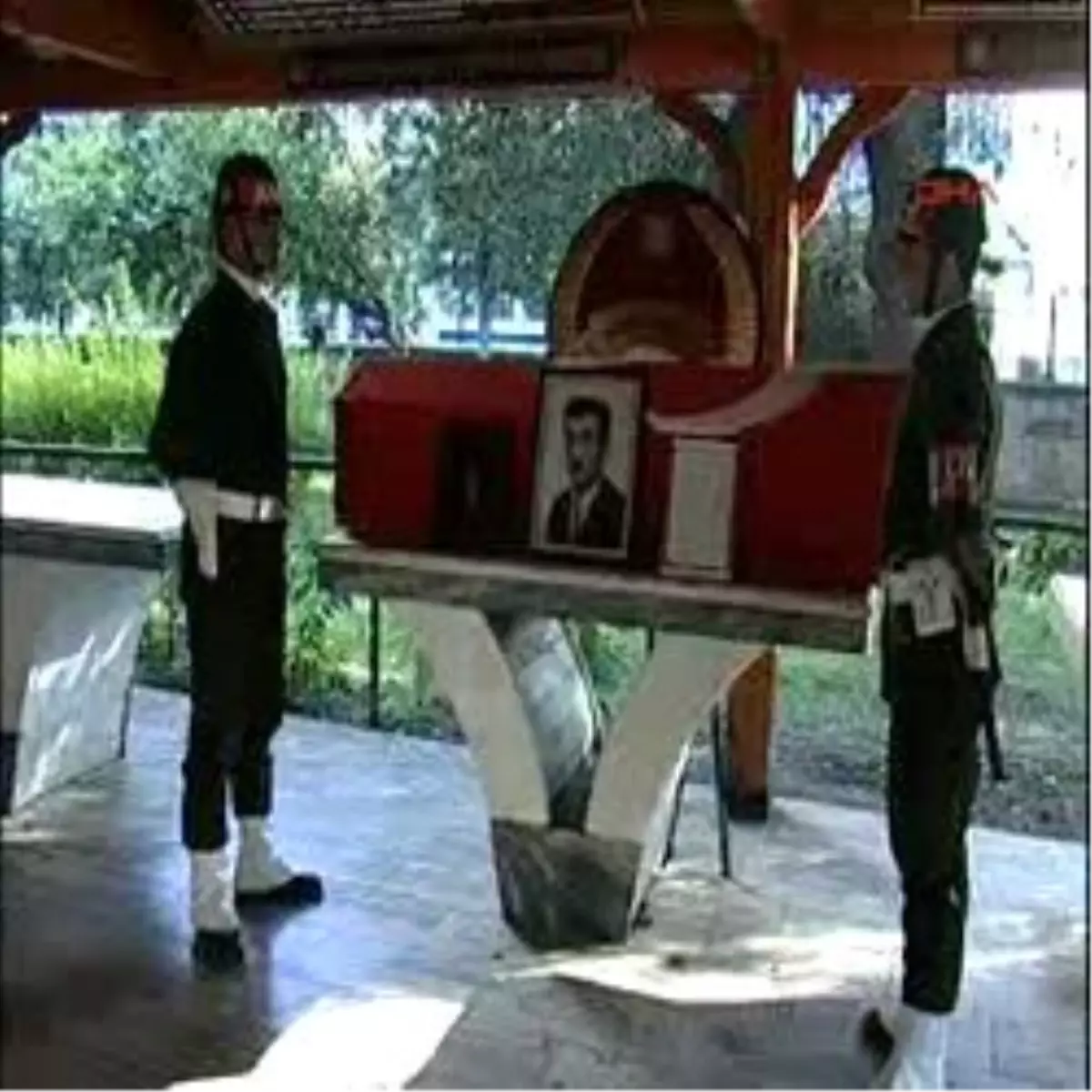 Kızından Babasına Duygusal Veda