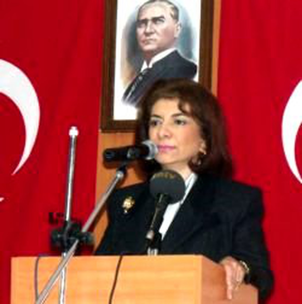 'Çocuklarınızın Geleceği İçin Gettolardan Taşının'