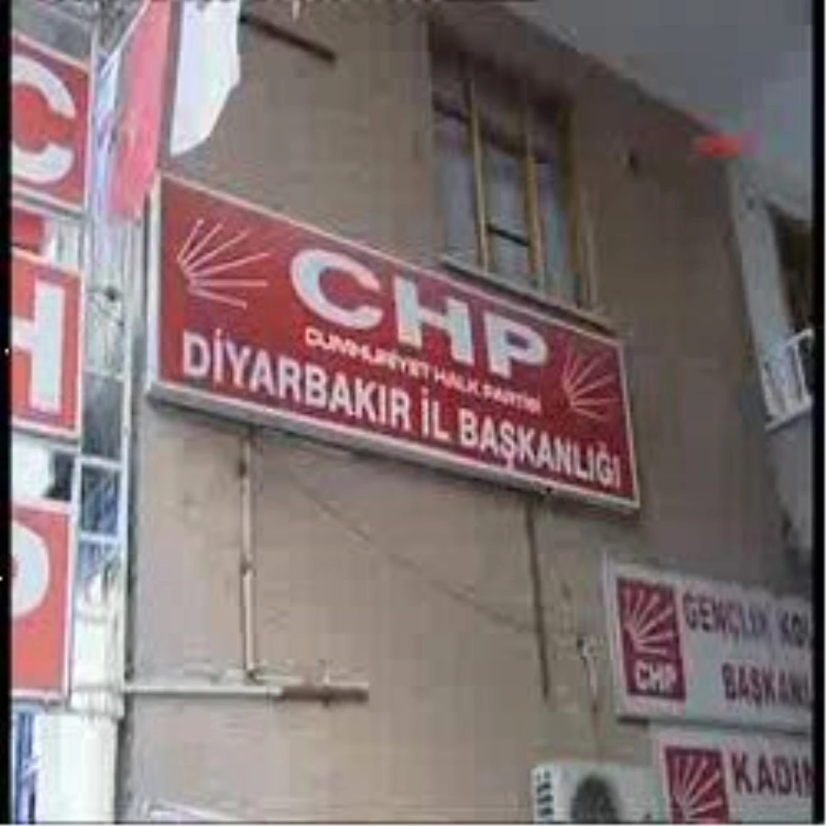 Diyarbakır - Kılıçdaroğlu Chp İl Binasına Gelişi
Kılıçdaroğlu Diyarbakır?Da Haberine Ek
