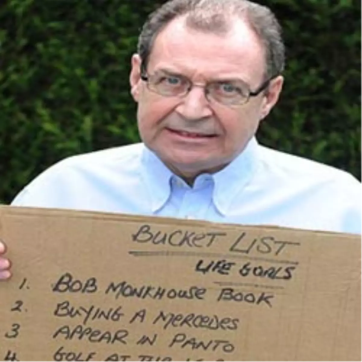 Ölmediğine Yanıyor