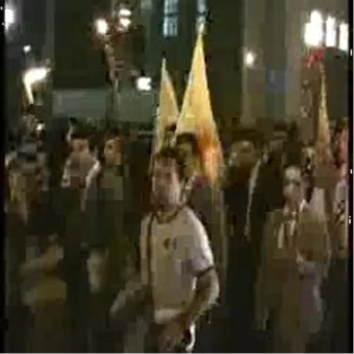 Öğretmenlerden Meşaleli Yürüyüş