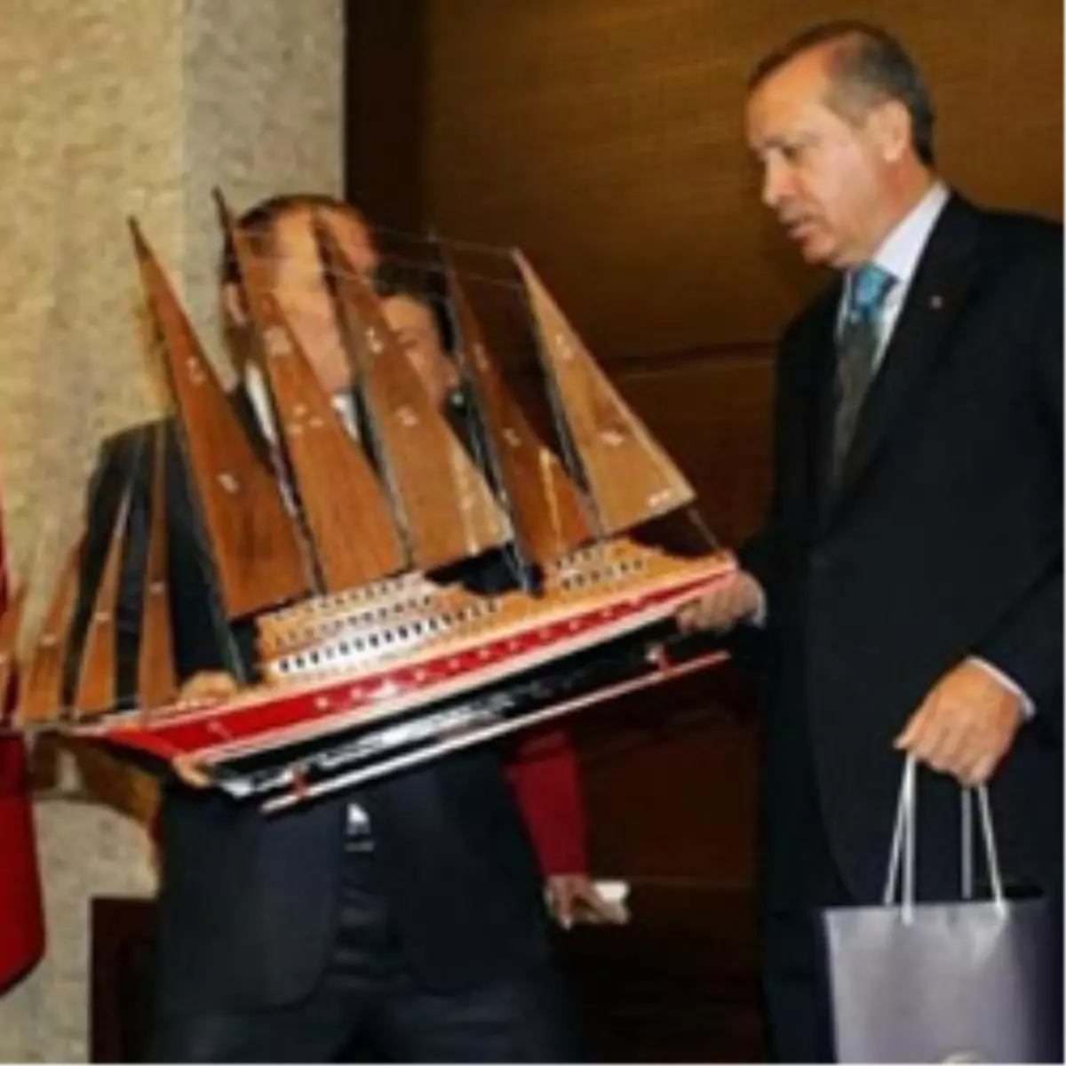 \'Yine Gemileri Var Demeyin\'