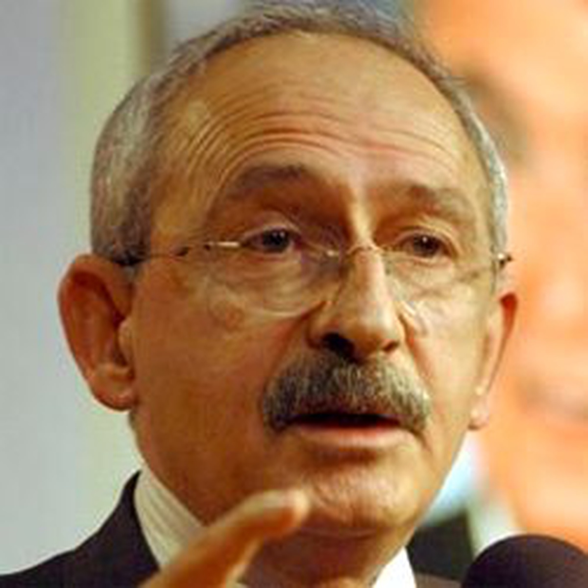 Kılıçdaroğlu Kurultay İçin Nabız Tutuyor