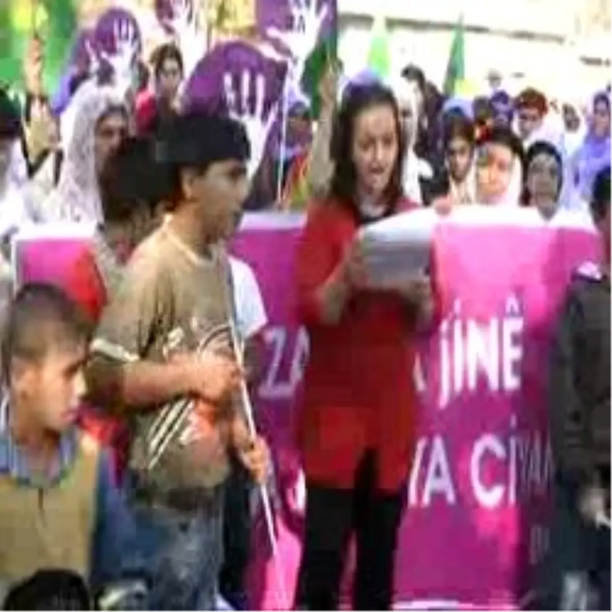 Şanlıurfa´Da Kadınlardan Şiddet Protestosu