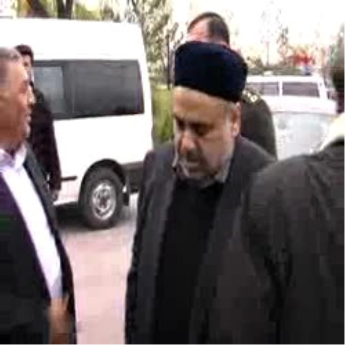 Azerbaycan Büyükelçisi, Sivas\'ta Kazada Yaralananları Ziyaret Etti
