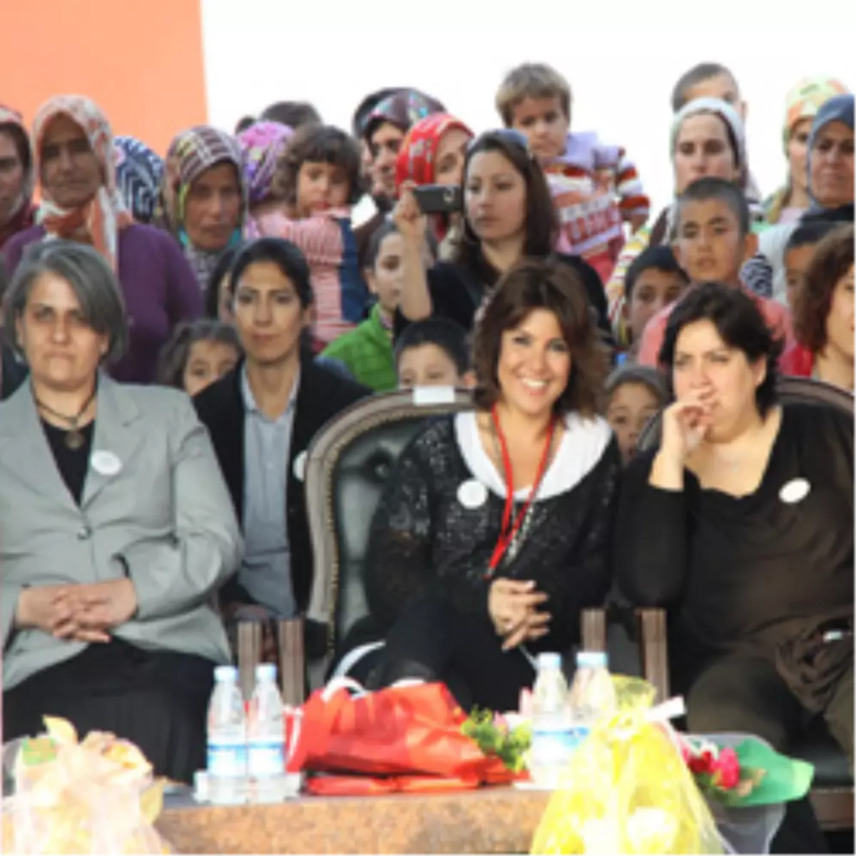 Çocuklar Gülsün Diye" Altıncı Okulunu Açtı