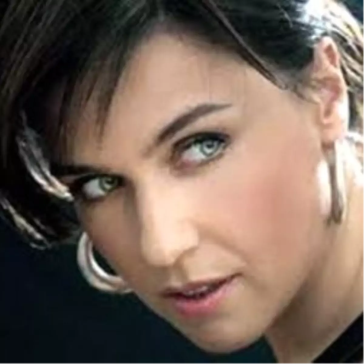 Şevval Sam ve Bekir Ünlüataer ile Bir "Boğaziçi Masalı"!
