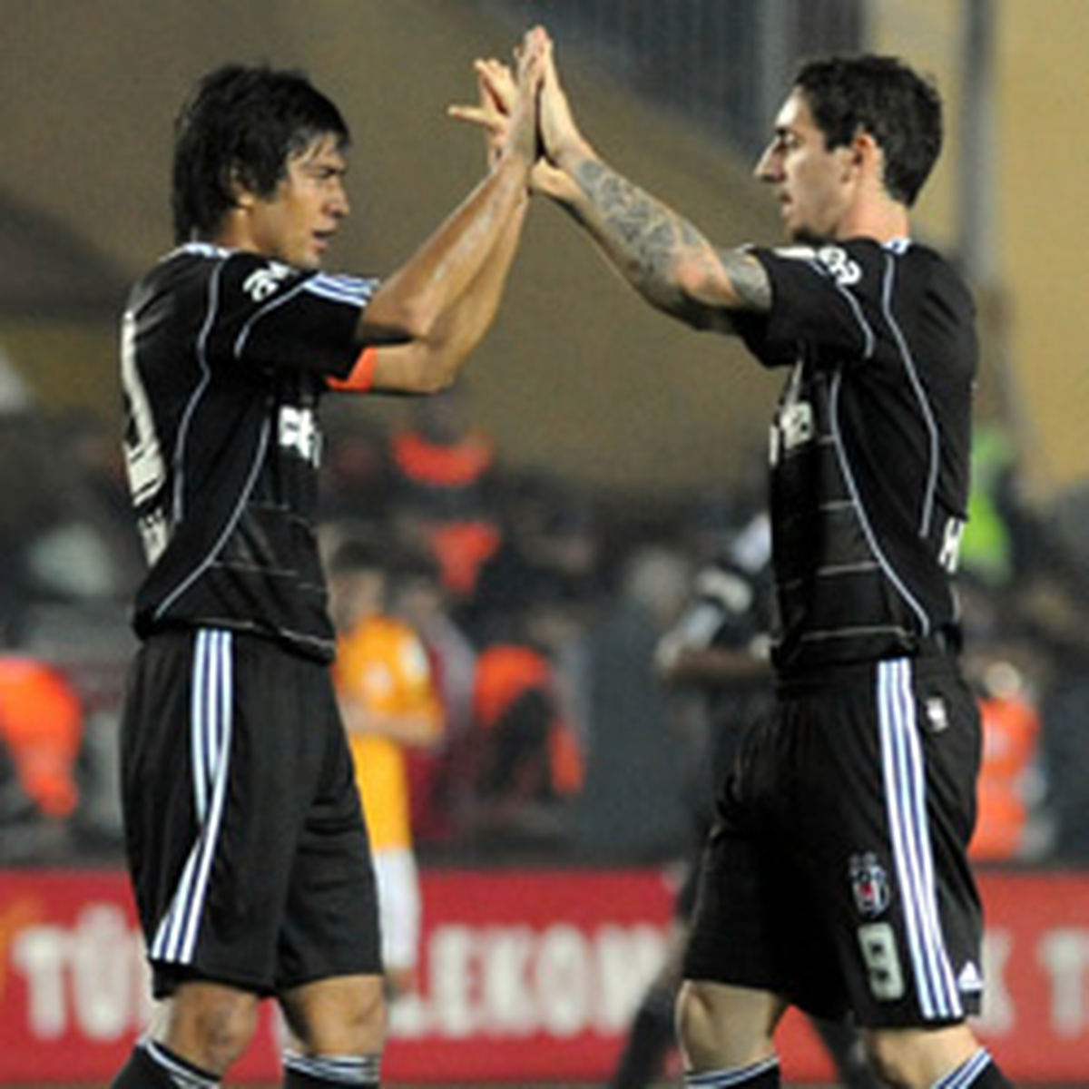 Galatasaray: 0 - Beşiktaş: 1 (İlk Yarı)