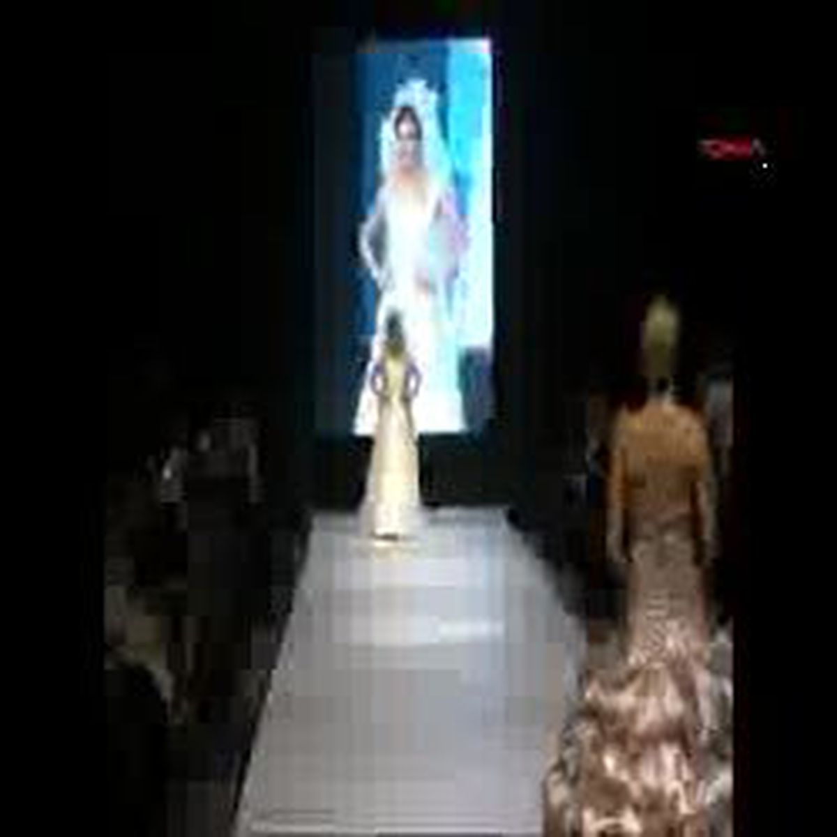 Kuşadası - Miss Defne´Den Muhteşem Defile