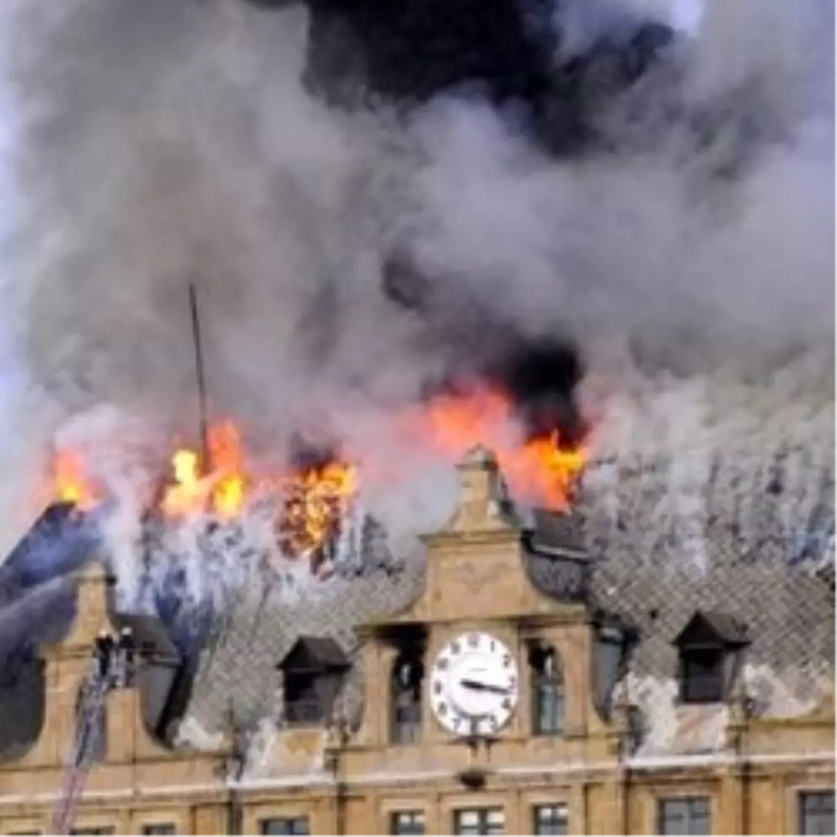 Haydarpaşa Garında Yangın