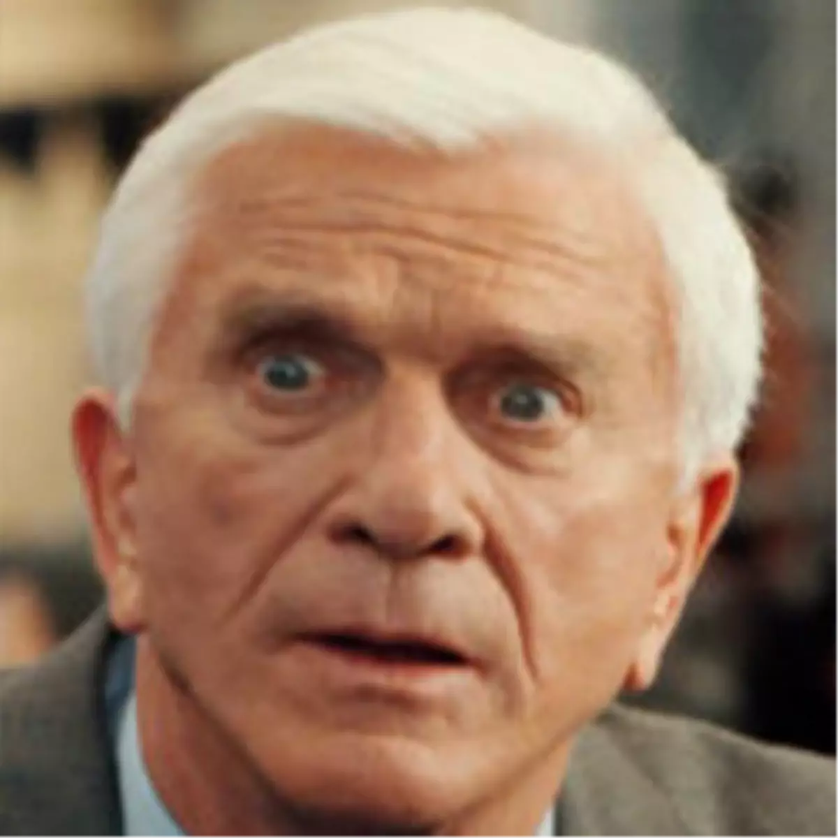 'Çıplak Silah'ın Yıldızı Öldü