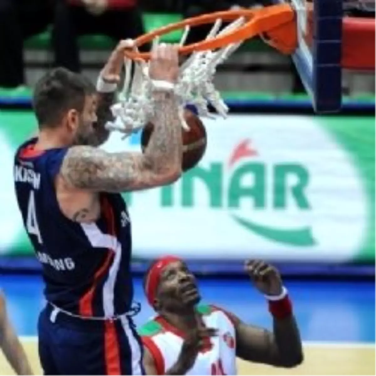 Dha Spor - Pınar Karşıyaka\'ya Durmak Yok