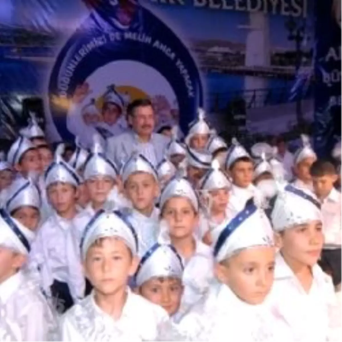 20 Yaşına Kadar Sünnet Olmayan Erkek Benlik Saygısını Yitiriyor
