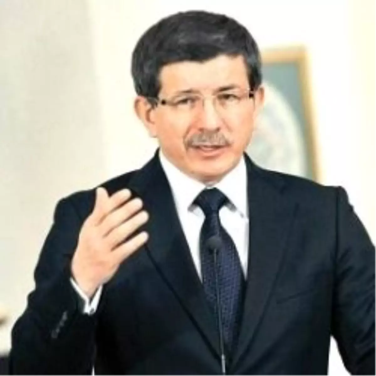 Aynaya Bakıyorum ve...