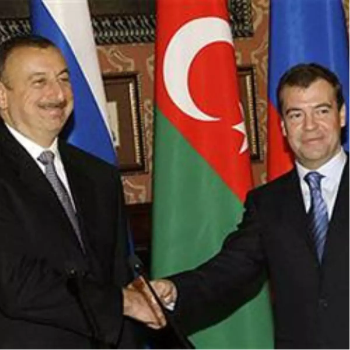 Rusya'dan Azerbaycan'a Şantaj
