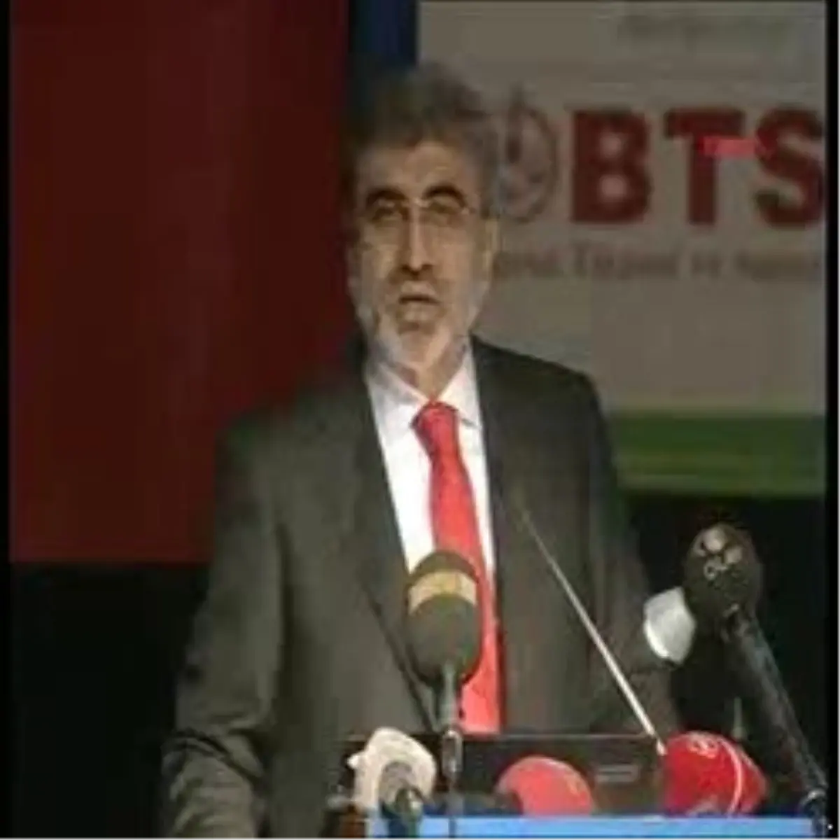 "Nükleer Santral Paris\'te Zarar Vermiyor, Neden Türkiye\'de Versin"