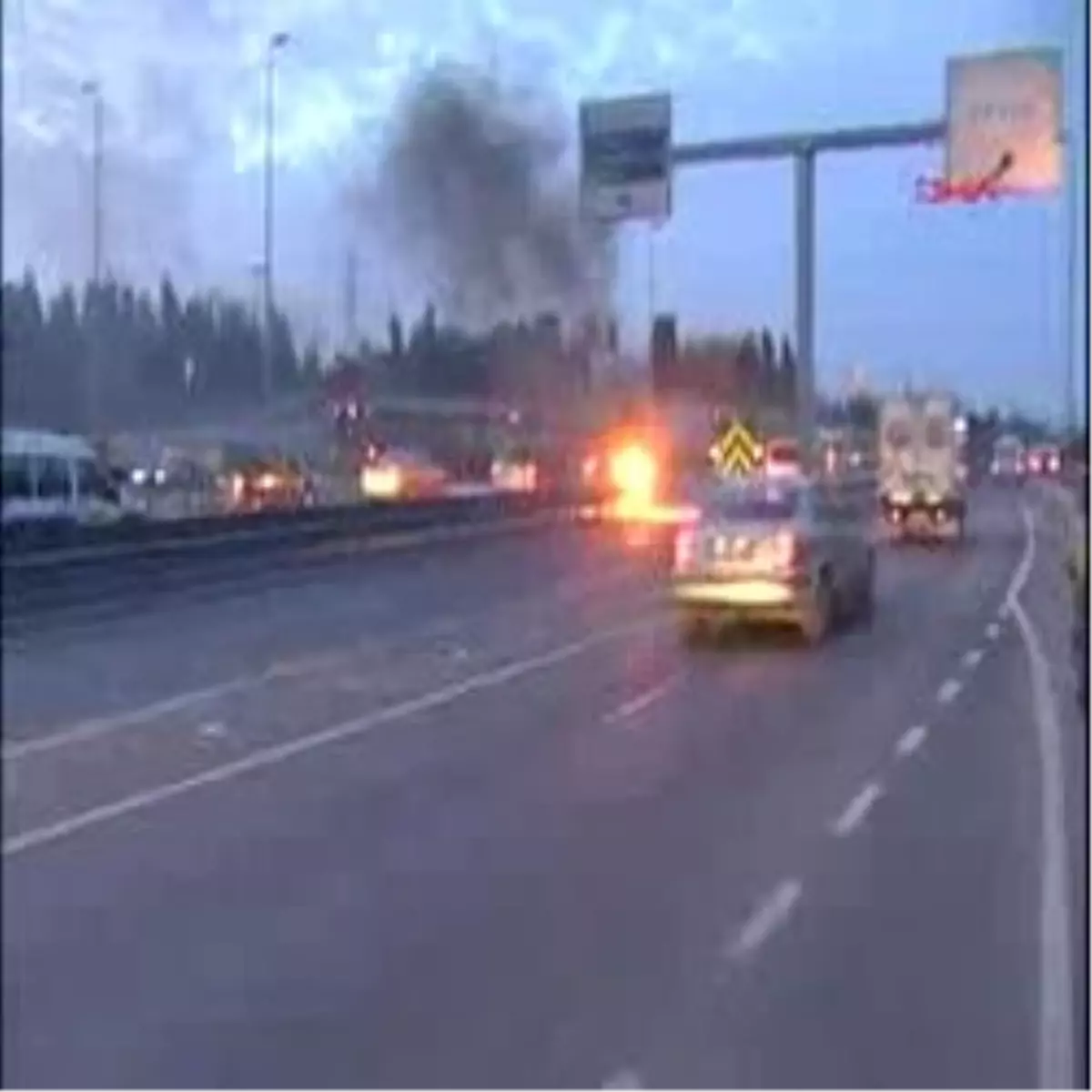 Arızalanan Motosiklet Alev Alev Yandı