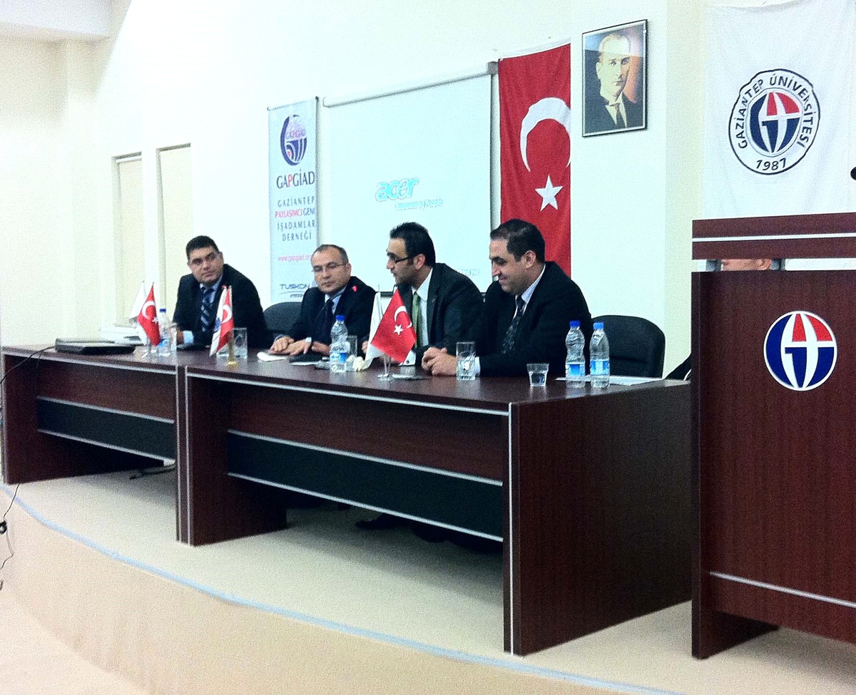 Gapgiad Ve Tübitak Birikimlerini Üniversitelilerle Paylaştı