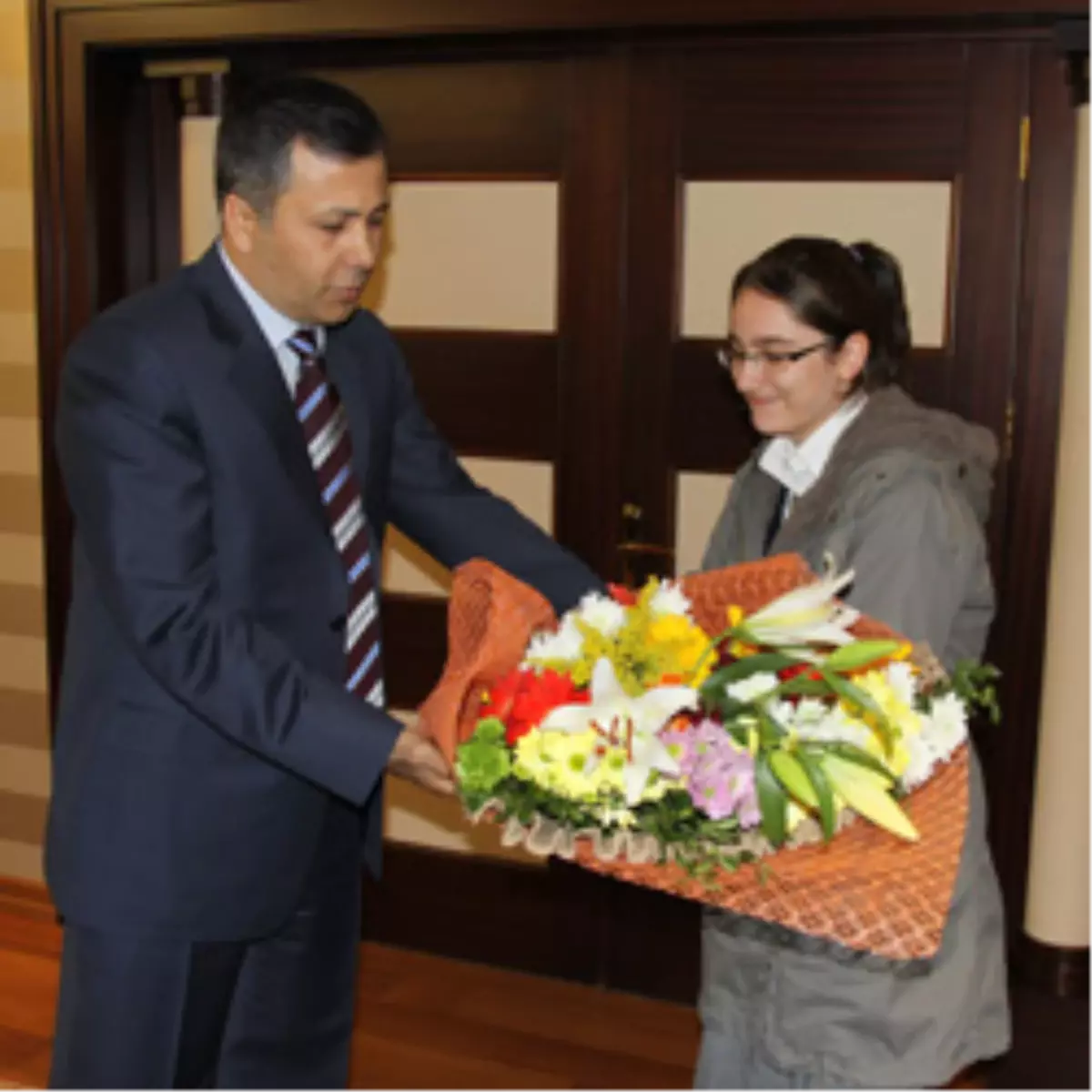 Öğrencilerden Vali Yerlikaya’ya Ziyaret