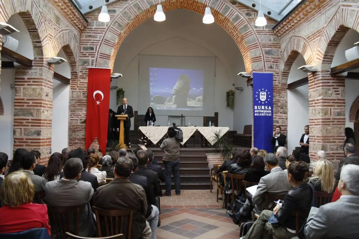 Tarihi İpek Yolu Yeniden Canlanıyor