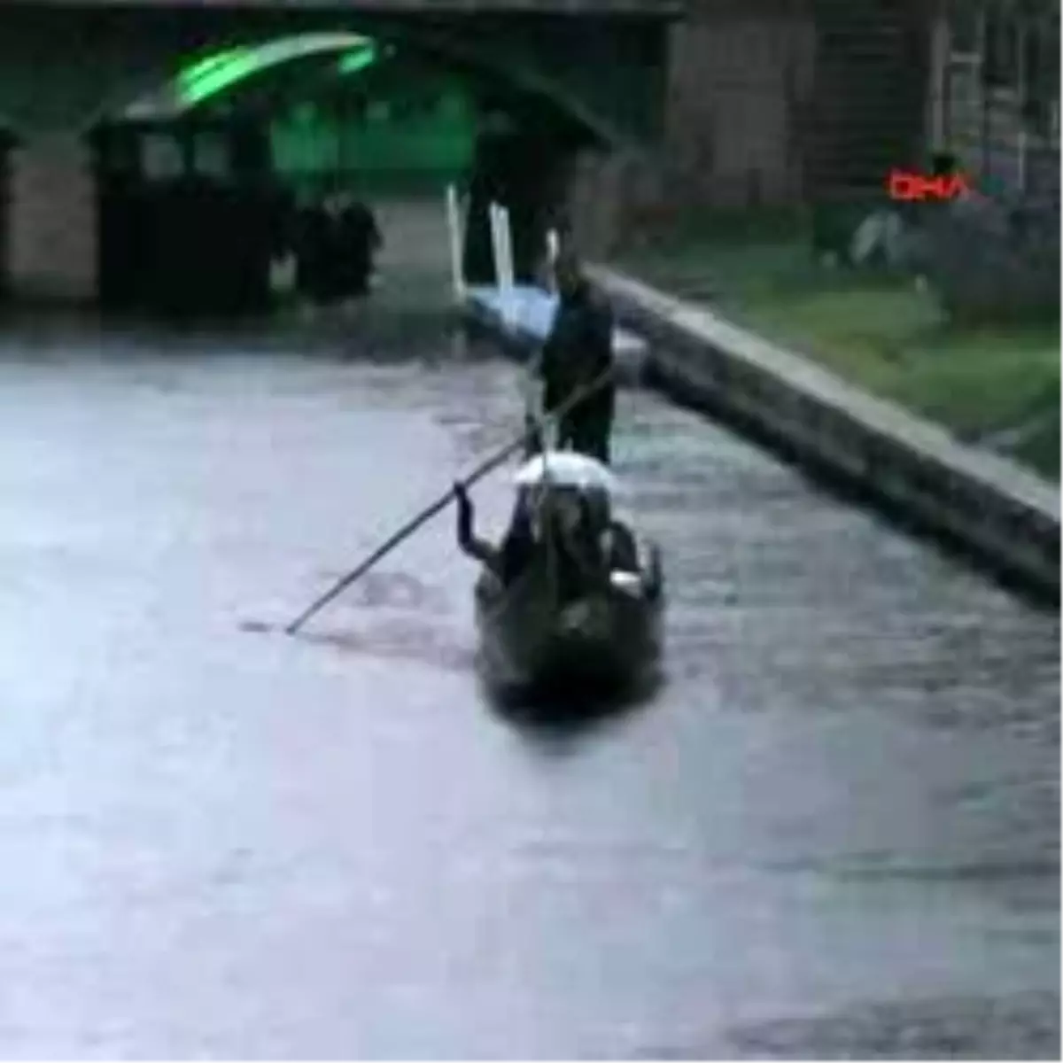 Porsuk Çayı\'nda Evlilik Teklifi