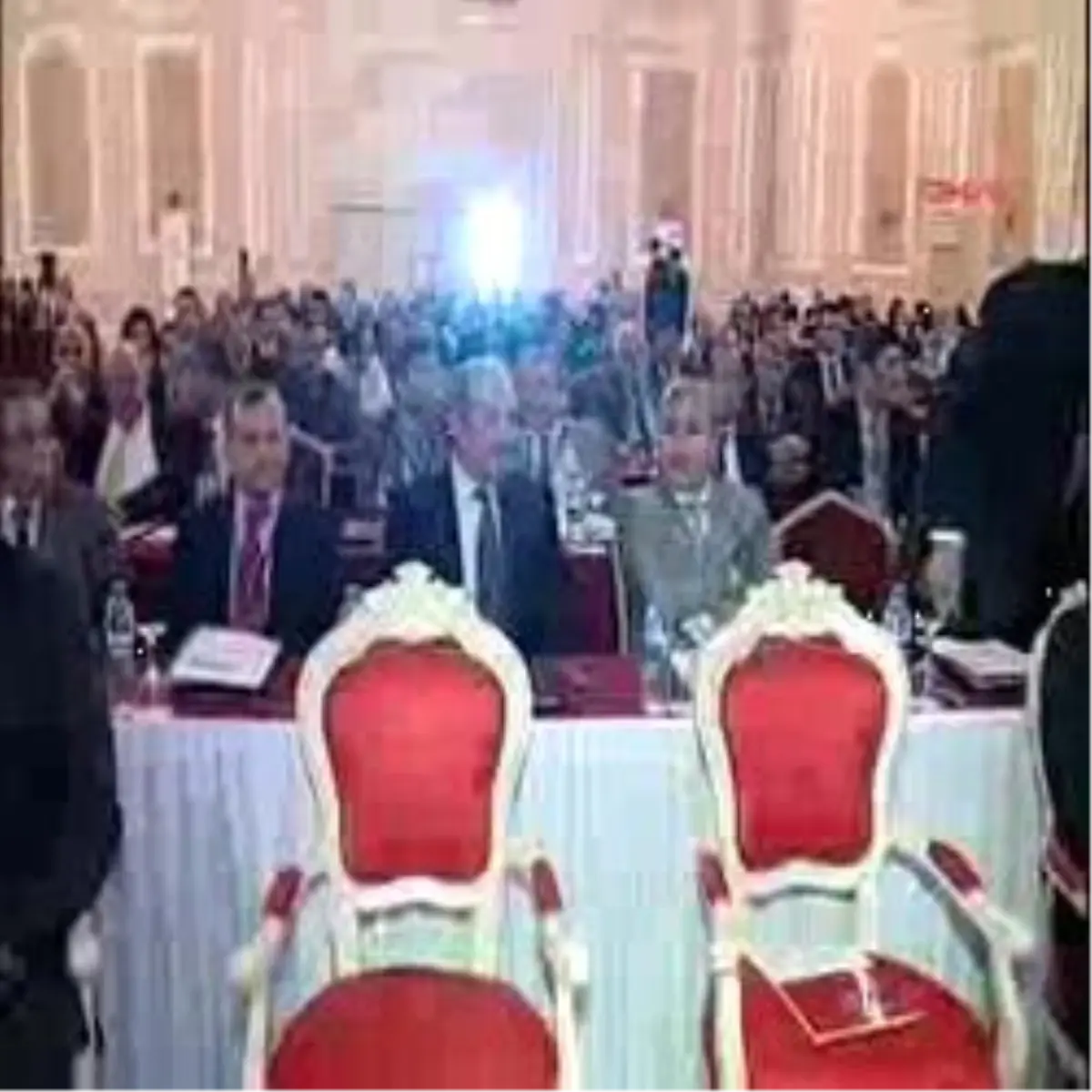 \'İnternet Sel Gibi Geliyor, Boyumuzu Aşacak\'