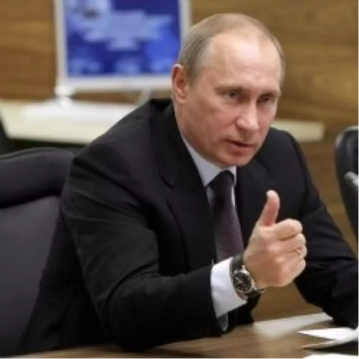 Berlusconi'yi Bayıltan Hediye