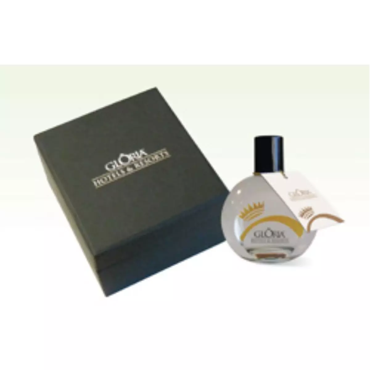 Eyüp Sabri Tuncer\'den, Gloria Hotels&Resorts İçin Çok Özel Kolonya

